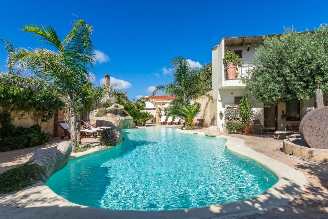 Hotel Villa Canu Cabras Bagian luar foto